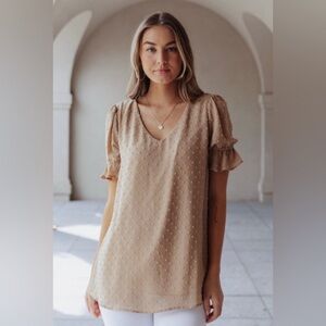 REB. in J. Swiss Dot Top In Stone Small